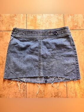 Vintage 100% Cotton Denim Mini Skirt in Faded Blue